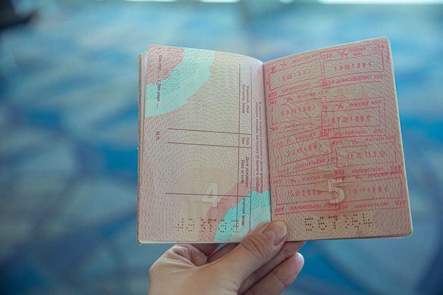 Visa định cư Hàn Quốc - hồ sơ hộ chiếu và dấu nhập cảnh